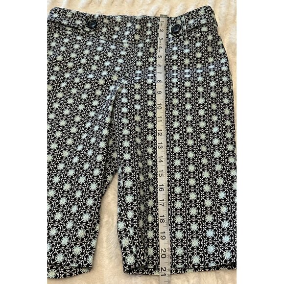 Women's SOHO Apparel Bermuda Mid-Rise Shorts Geometric Pattern Junior's Size M - Picture 8 of 14